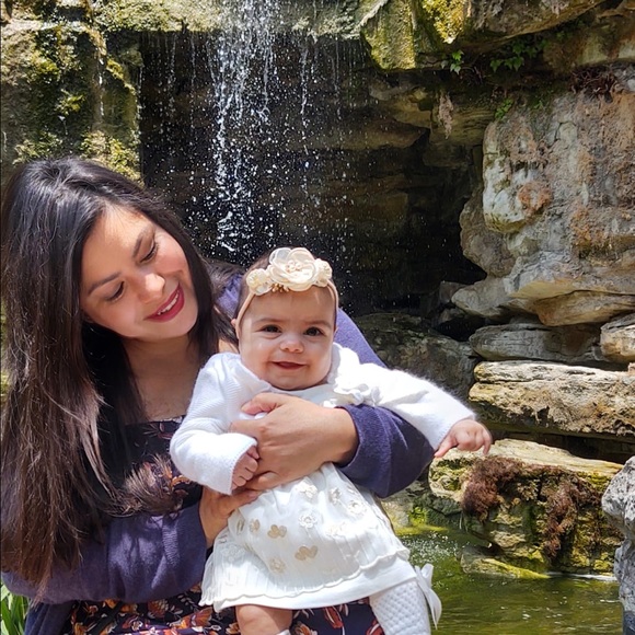 Meet your Posher, Elia - Picture 3 of 3